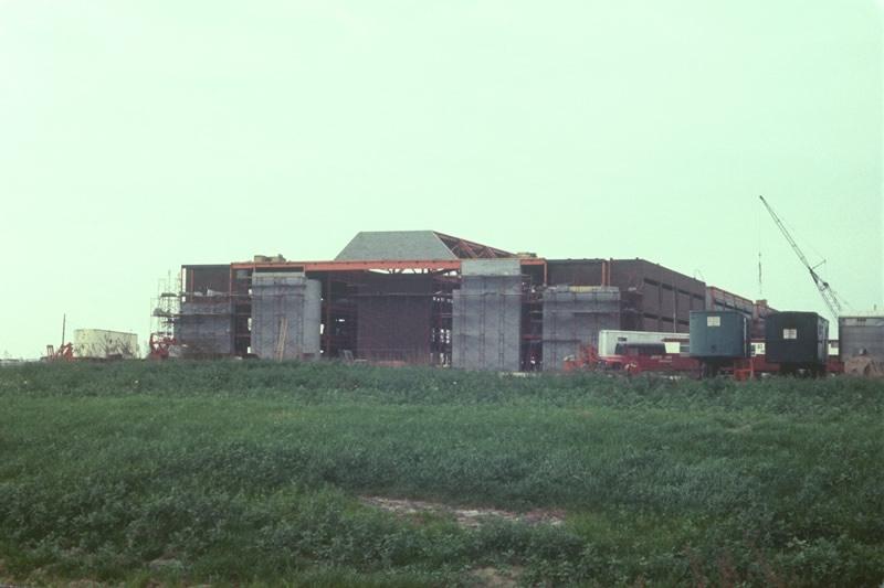 1972年海湾合作委员会巴达维亚校园的早期图像